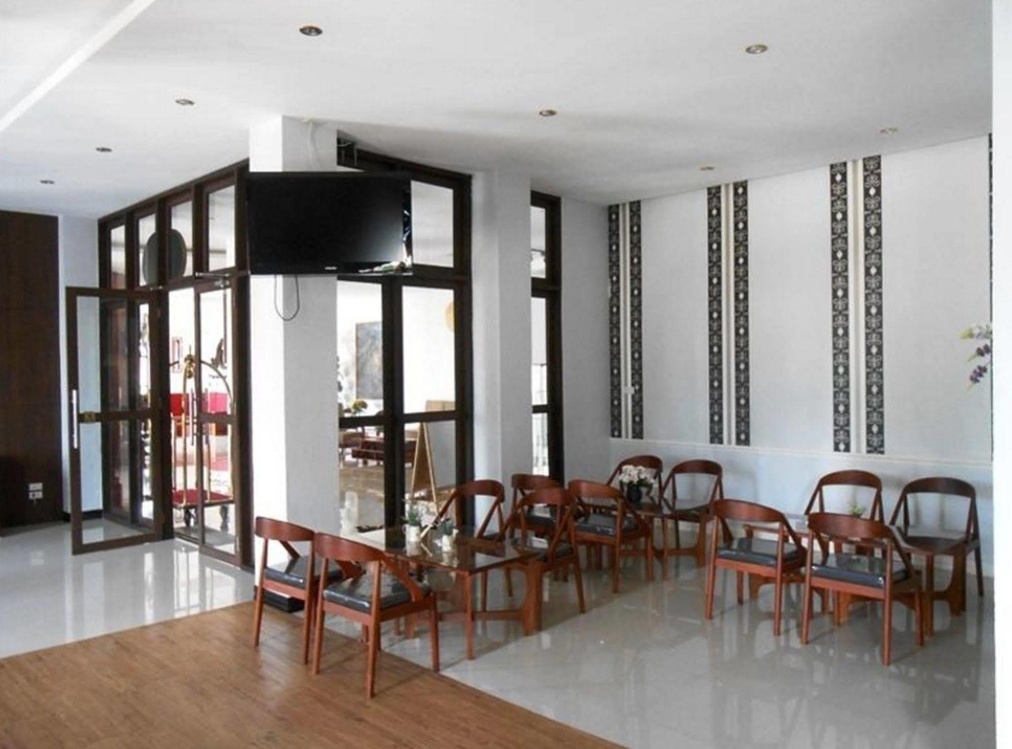 Phonethip Plaza Hotel В'єнтьян Екстер'єр фото